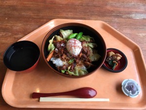 若鶏のとんちゃん焼丼